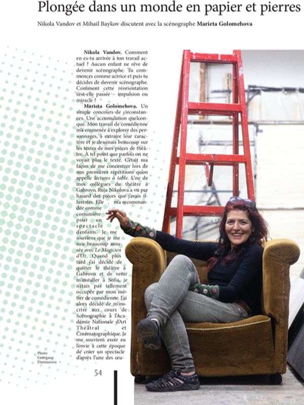 Plongee dans un monde en papier et pierres